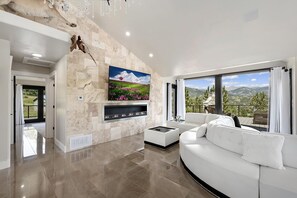 TV, fireplace, table football - Mountain Vista - Luxury renting at its finest! (Estes Park)