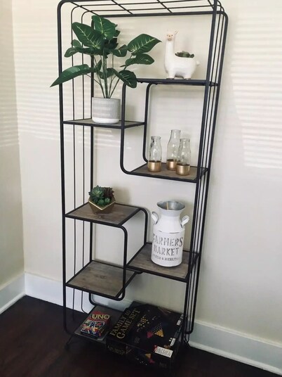 Courthouse Square in Heart of Town