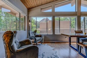 TV, fireplace - Luxe Huge Villa & Private Tavern (NEW!) (Sedona)