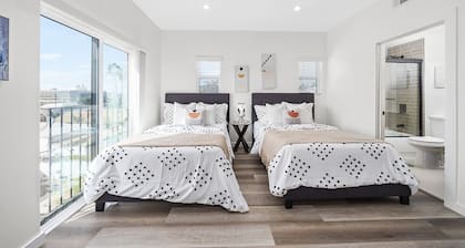Downtown LA Stylish Bedrooms