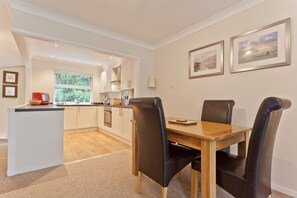 Dining - Herdwick Place, spacious cottage for 4 in spectacular Langdale Valley (Great Langdale)