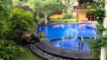 Vila, 1 quarto, para fumantes, sacada | Piscina | Piscina externa