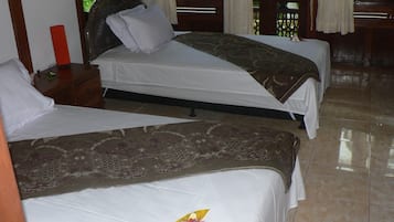Bungalow, 1 Bedroom, Smoking, Balcony | 1 bedroom