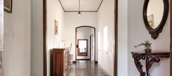 Charming villa in European style with plenty of space and close to São Paulo 