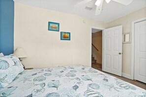 2 chambres, fer et planche à repasser, Wi-Fi gratuit, draps fournis