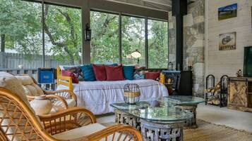 Smart TV, fireplace, table tennis, books