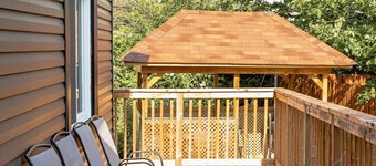Private Villa Home in Gatineau Near Downtown Ottawa