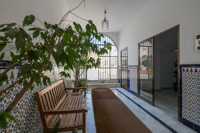 VEGALUZ - Cosy flat in the centre of Jerez with free Wifi