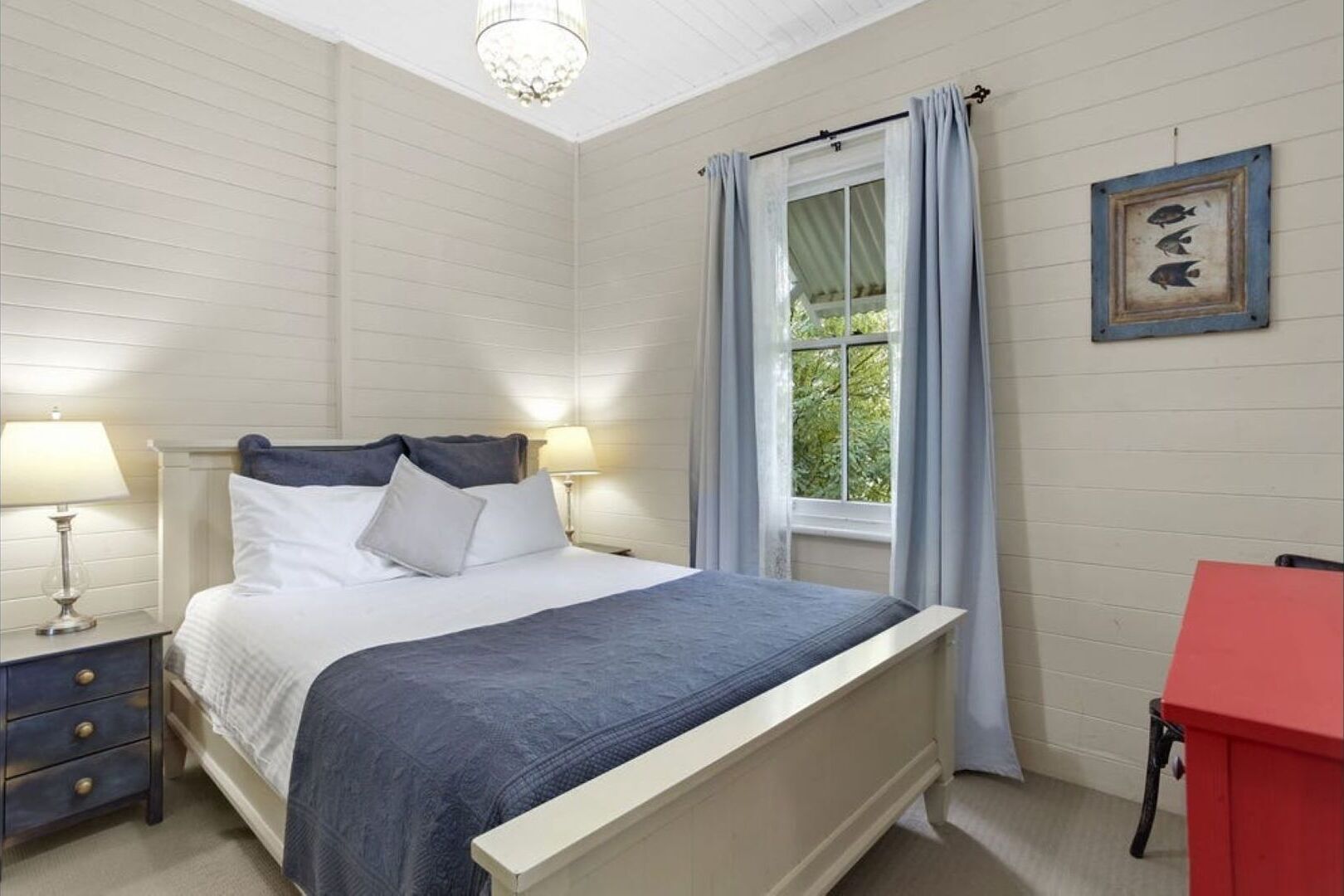 3 bedrooms, travel cot, free WiFi