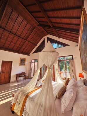 Family Villa, 2 Bedrooms, Valley View | Free minibar, in-room safe, desk, free WiFi - portobello villa ubud (Ubud)