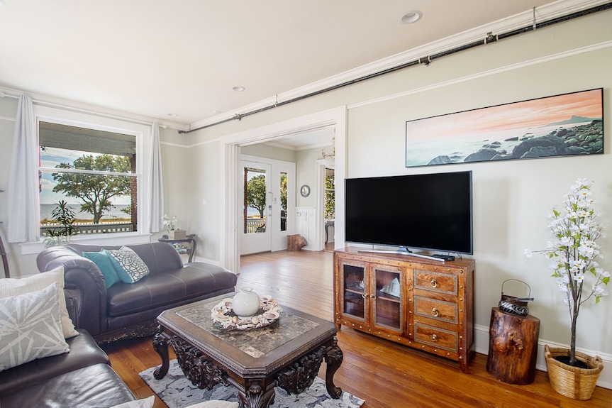 Beautiful Beach House Sleeps 12 - 빌럭시