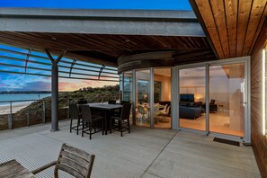 Apartment - Sea Breeze - Spectacular Sea Views (Tenby)