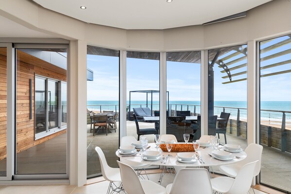 Apartment - Sea Breeze - Spectacular Sea Views (Tenby)