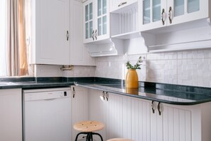 Apartment | 3 bedrooms - Spacious Flat 5 min to Metro and City s Nisantasi (Istanbul)