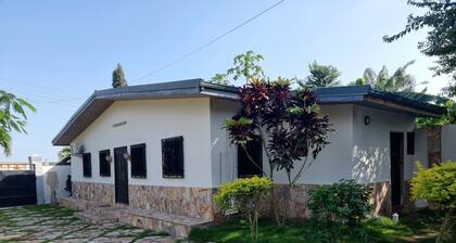 Cozy 2 bedroom apartment in the beautiful Aburi Mountains.