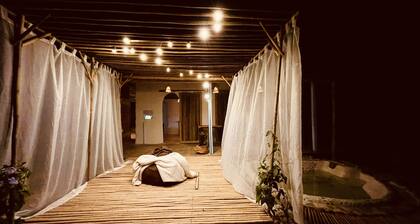 EcoLodge on Traditional Colombian Farm with Coffee & River Retreat
