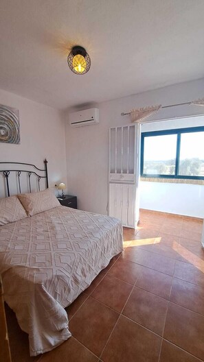 7 Schlafzimmer, WLAN, Bettwäsche