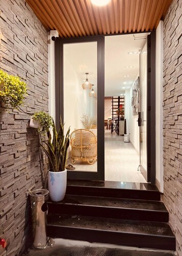 Lanha Hotel-Homestay