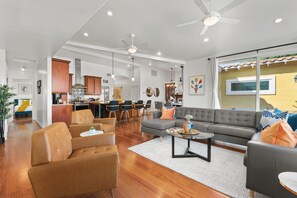 Imagen sin descripción, 5 de 56, botón