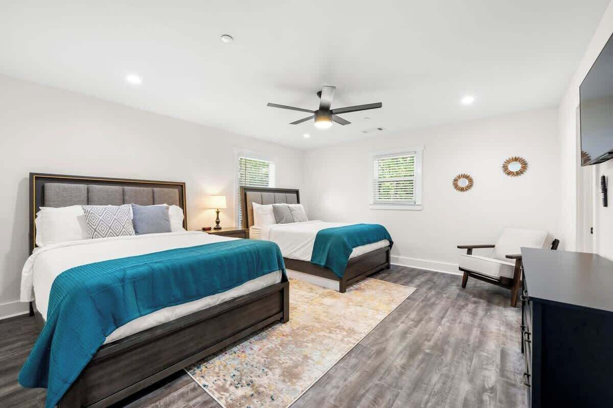 6 soverom, strykejern/-brett, wi-fi og sengetøy