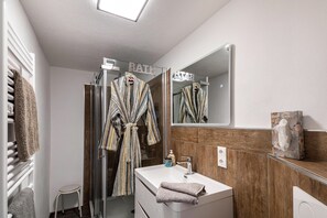 Shower, free toiletries, hair dryer, bathrobes