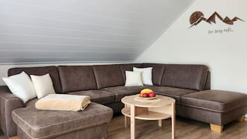 Tv, dvd-afspiller, stereoanlæg