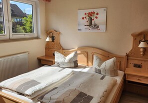 2 habitaciones, tabla de planchar con plancha y wifi gratis 