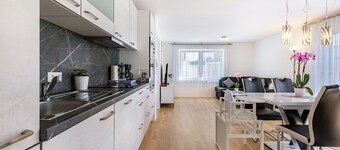 Apartment "Dußlingen" with Private Terrace & Wi-Fi
