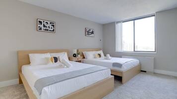 1 habitación, escritorio, tabla de planchar con plancha y wifi