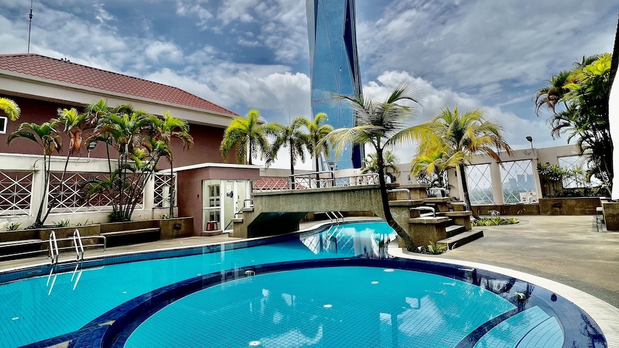 Casa Mutiara Apartments by Moonlight