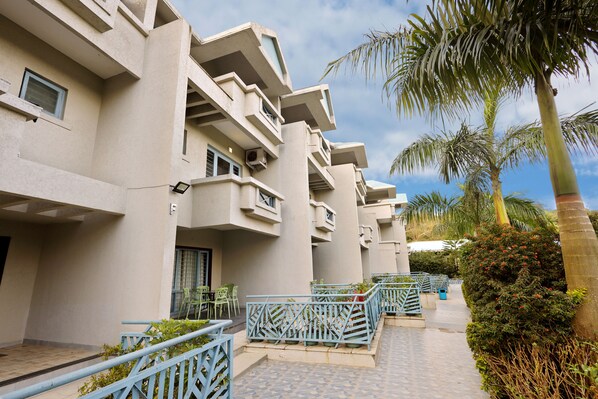 Exterior - HummingBird Resort Luxurious Resort in Mount Abu (Mount Abu)