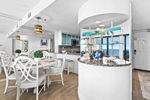 Dining - One Seagrove Place 1407 (Santa Rosa Beach)