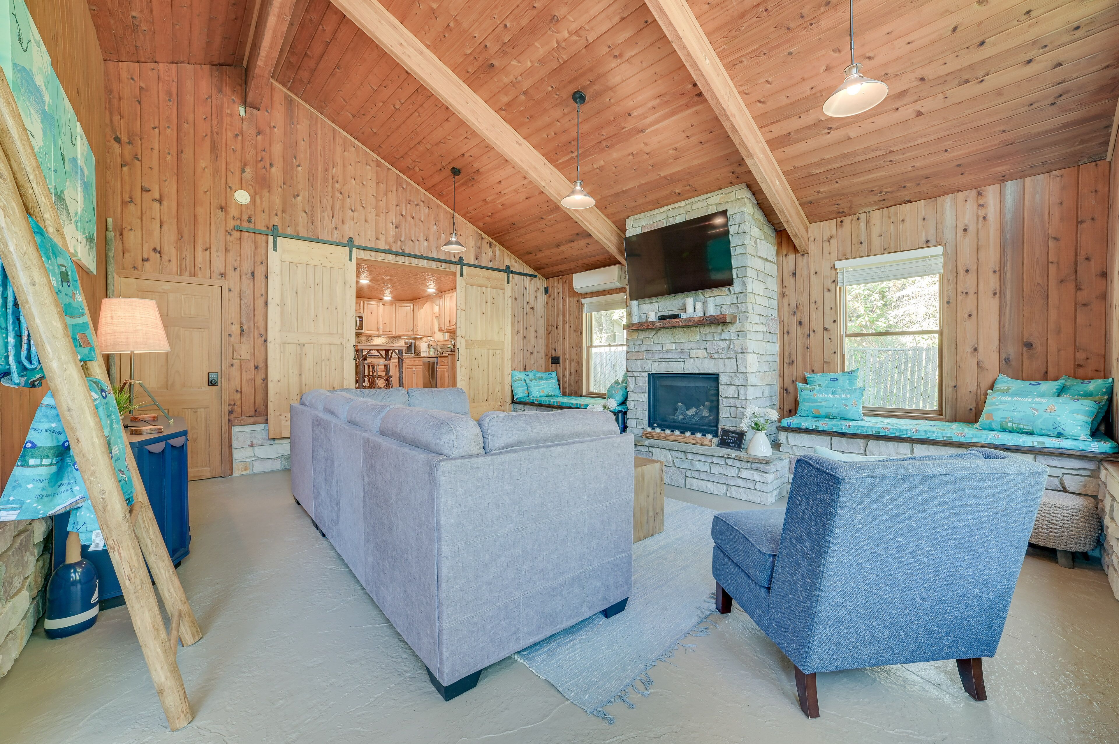 Lakefront Kalkaska Cottage W/ Fire Pit! - Michigan
