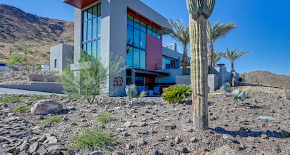 Near Trails! Mtn-View Couples Haven in Queen Creek