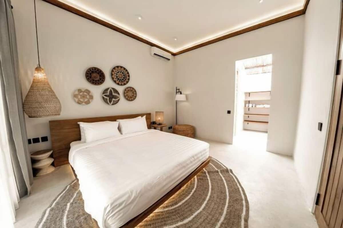 1 kamar tidur dan didekorasi berbeda-beda