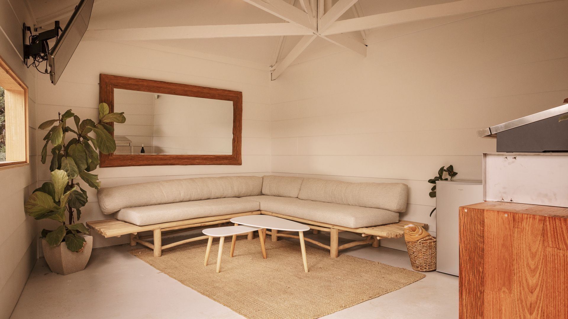 Pet Friendly - Hilarys Hideout With Heated Pool - Rye