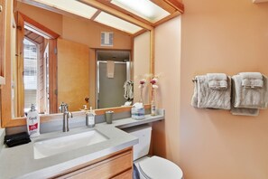 Hair dryer, towels