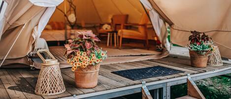 Design Tent, Golf View | Bed sheets