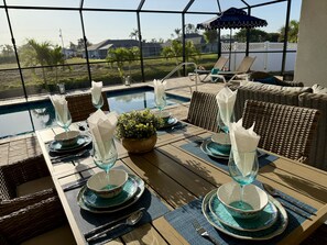 Outdoor dining