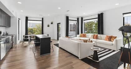 3 Bedroom Oasis on the River with 2 Private Patios