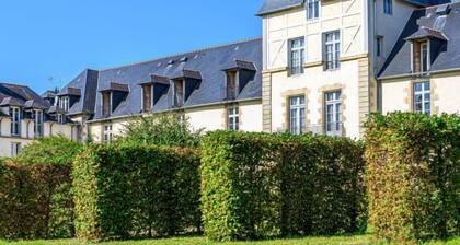 ChĂąteau De Kergonano, dans l'Orangerie by Interhome