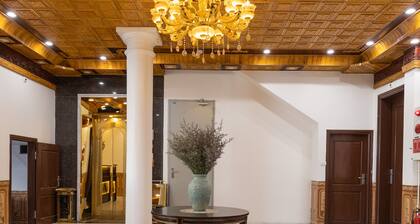 Royal Hotel - Sai Dong - Long Biên