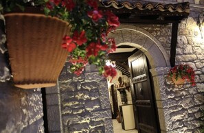 Exterior - Hotel Vila Aleksander (Berat)