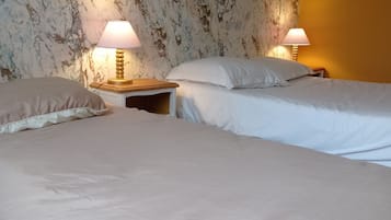 3 bedrooms, free WiFi, bed sheets