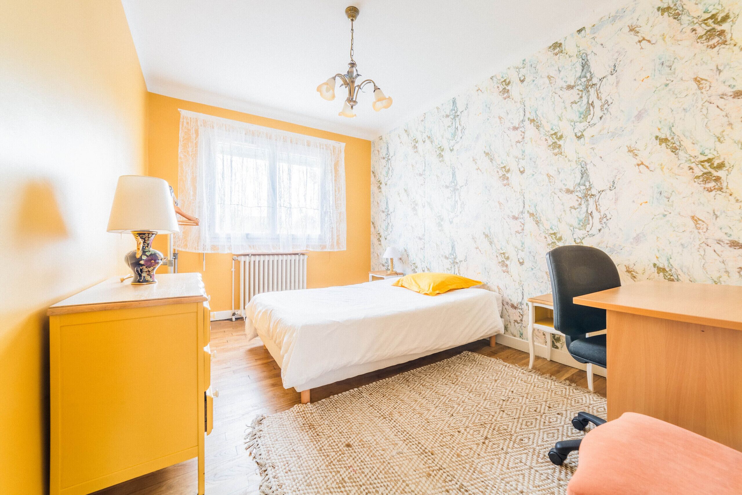 3 makuuhuonetta, ilmainen Wi-Fi, vuodevaatteet