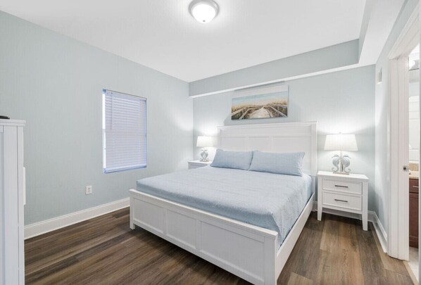 3 bedrooms, desk, iron/ironing board, WiFi