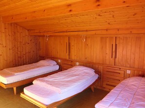 2 bedrooms, free WiFi