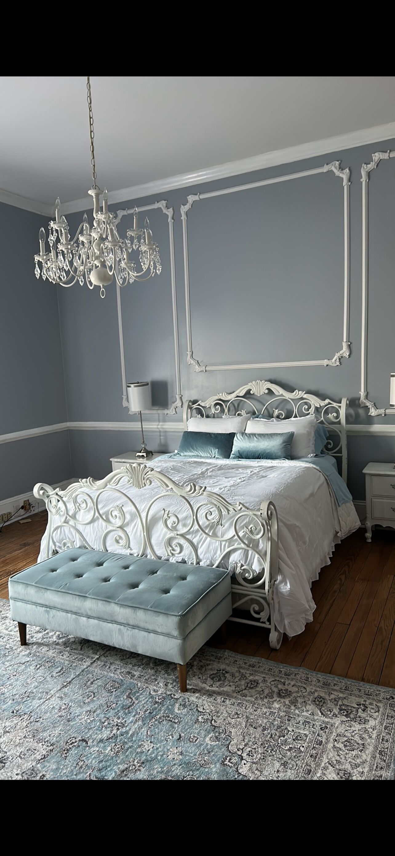 6 bedrooms, desk, iron/ironing board, free WiFi