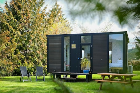 Outdoor dining. Ryans Ranch by Tiny Away