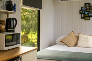 1 室のベッドルーム、WiFi、ベッドシーツ